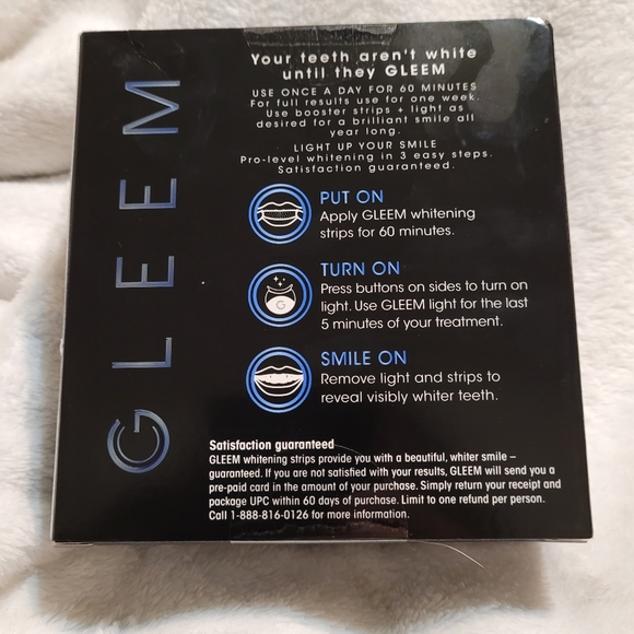 Gleem whitening kit w/ LED and strips - Picture 3 of 5